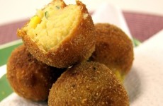 BOLINHO DE MILHO VERDE