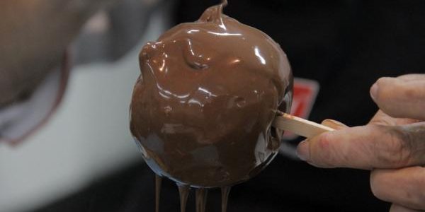 img_maca_do_amor_de_chocolate_4080_paso_2_600
