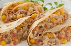 panqueca_com_recheio_cremoso_de_frango_baixa