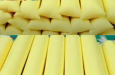 Pin do Pinterest receita de pudim sem ovo laranja e bege moderno - 2025-03-07T095636.015